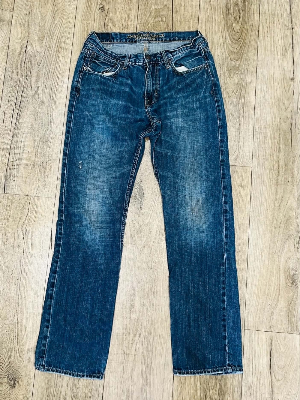 American Eagle Outfitters Men's Straight Jeans in Dark Blue Wash